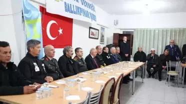 Milli Savunma Bakanı Yaşar Güler, Şehit Hava Pilot Üsteğmen Cüneyt Kandemir'in Ailesine Taziye Ziyaretinde Bulundu