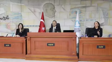 Balıkesir'de 17 bin deprem sonrası siyasette Zağanos Paşa polemiği