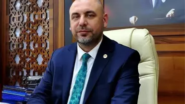 Orhangazi Belediye Başkanı kardeşinin evinde fenalaşıp hastaneye kaldırıldı