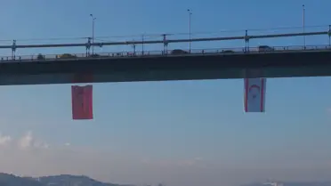 KKTC'nin 42. Yılı 15 Temmuz Şehitler Köprüsü'nde Kutlandı