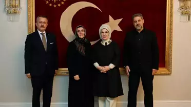 Emine Erdoğan, İstanbul Aile Vakfı temsilcileriyle bir araya geldi