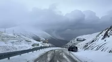 Erzurum ve Kars'ta Kar Yağışı