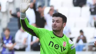 İki kalecisi de bahis listesinde! Şimdi gözler 19'luk Talha'ya çevrildi