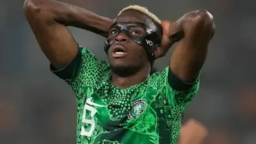 Taraftarlar merakla bekliyordu! Osimhen hakkında gece yarısı resmi açıklama