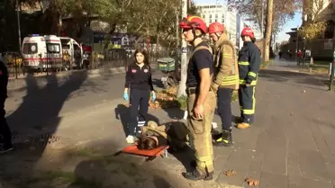 Beyoğlu'nda Tramvay Motosiklete Çarptı