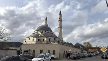 Bulgaristan'da yaptırılan Kırcaali Yeni Cami, törenle açıldı