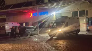 Kars'ta Eşini Bıçaklayarak Öldürdü