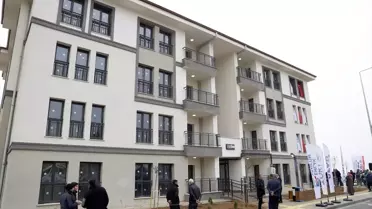 Malatya'da Deprem Konutlarının Anahtarları Dağıtılıyor