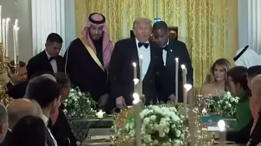 Ronaldo'nun sevgilisinin elbisesi Beyaz Saray'daki yemeğe damga vurdu