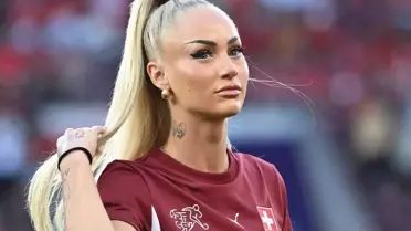 Ünlü futbolcu Alisha Lehmann'ın evi soyuldu 