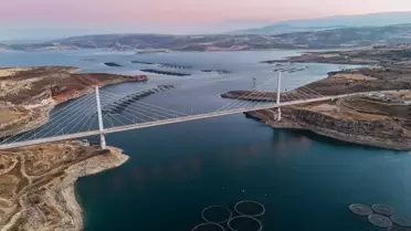 Şehit Mehmet Şevket Uzun Köprüsü gün batımında güzel manzara sundu