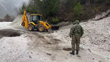 Arnavutluk'ta Sel Felaketi: Vatandaşlar Tahliye Edildi