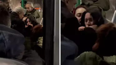 Kadın yolcu, otobüste tartıştığı başka kadın yolcuyu ısırdı