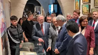 Kırşehir'de Aşık Paşa yazma eserler sergisi açıldı