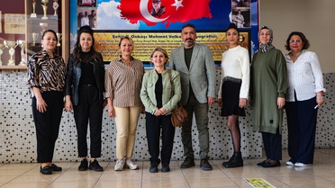 Engelleri Aşarak 27 Yıl Eğitim Verdi