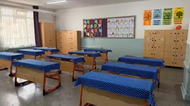 Özlem Erdoğan, 56 Yıllık Atıl Okulu Yenileyerek Eğitim Yuvası Haline Getirdi