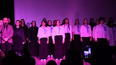 Düzce'de Öğretmenler Günü Kutlandı