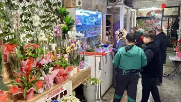 Öğretmenler Günü'nde Çiçekçi Yoğunluğu