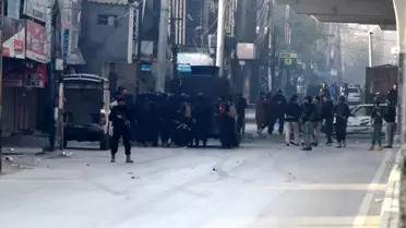 Pakistan'da Jandarma Karakoluna Saldırı