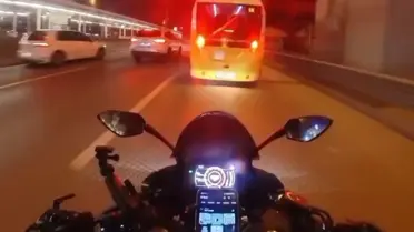 'Allahım sana geliyorum' diyen motosikletlinin kaza yaptığı anlar kamerada