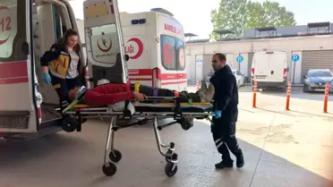 İnegöl'de TIR Devrildi, Sürücü Yaralandı