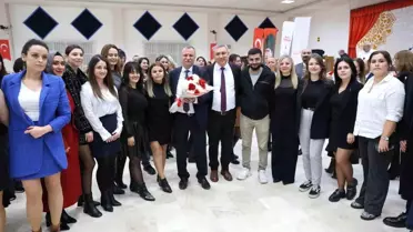 Yunusemre Belediyesi'nde Öğretmenler Günü Kutlaması