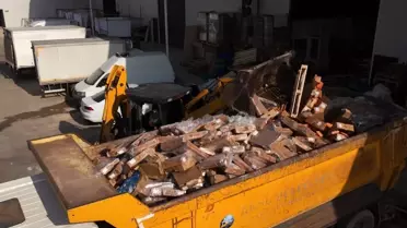 Antalya'da Tarihi Geçmiş Ürünlere Operasyon