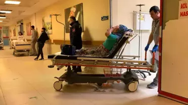 Bursa'da Lastiği Patlayan Araç Şarampole Yuvarlandı