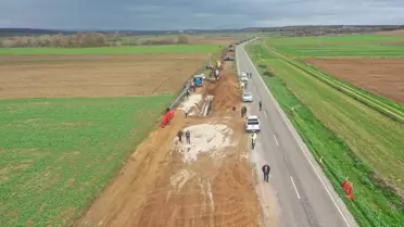 Edirne Valisi Yunus Sezer, Süloğlu Barajı İsale Hattı'nda incelemelerde bulundu