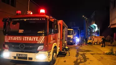 Küçükçekmece'de Hurdalıkta Yangın