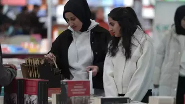 '7. Doğu Anadolu Erzurum Kitap Fuarı' 7. gününde devam ediyor