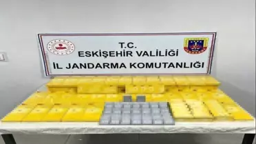 Eskişehir'de Kaçak Uyarıcı Hap ve Sigara Operasyonu