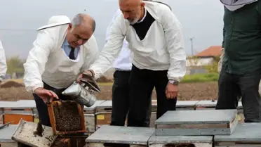 Elazığ'da Geven Balı Üretimi İncelendi