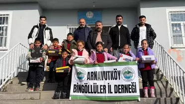 Karlıova'da 700 Öğrenciye Giyim Yardımı