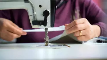 Kadınlar Kursla Hem Öğreniyor Hem Veriyor