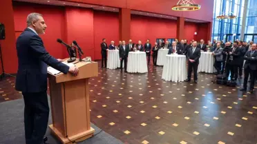 Hakan Fidan Berlin'de Temaslarda Bulundu