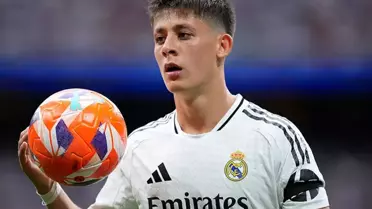 Düştüğü nota beğeni yağıyor! Arda'dan Fener taraftarını mest eden paylaşım