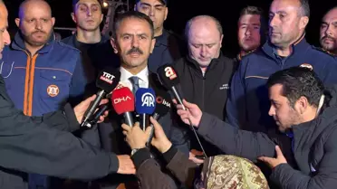 Kocaeli'de Yangın Kuran Yabancı Gemideki 25 Mürettebat Kurtarıldı