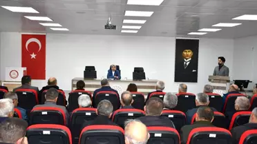 Muhtarlar Toplantısı Gümüşhacıköy'de Yapıldı