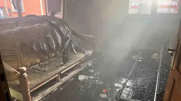 Ünye'de Metruk Evde Yangın Çıktı