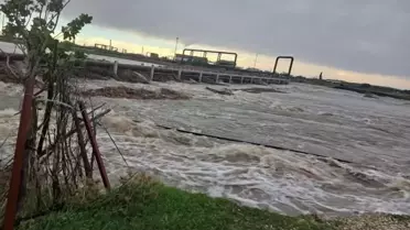 Çanakkale'de Sağanak: Tuzla Çayı Taştı
