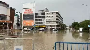 Karaburun'da Şiddetli Yağış Etkili Oldu