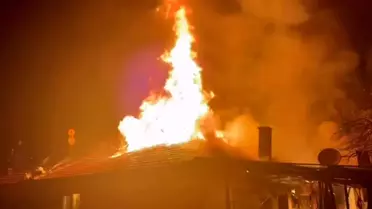 Manisa Kula'da Yangın: İki Yaralı