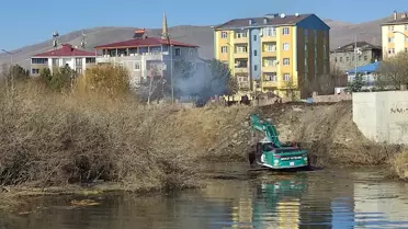 Kura Nehri yatağında temizlik çalışması yapıldı