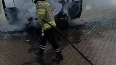 Mardin'de Kamyonet Yangını