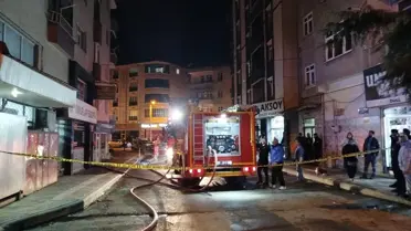 Bafra'da 7 Katlı Binanın Çatısında Yangın