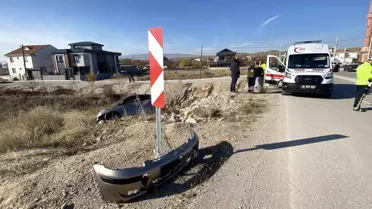 Çorum'da Otomobil Köprüden Düştü