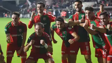 Karşıyaka'nın Gençleri Zirveye Taşıyor