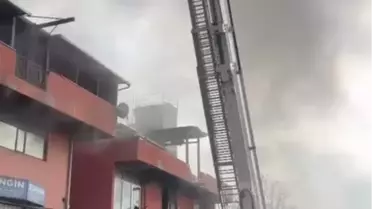 Başakşehir'de Plastik İmalathanesinde Yangın