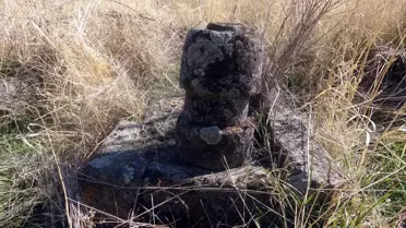 Define Avcıları Tarihi Mezarlığı Tahrip Etti